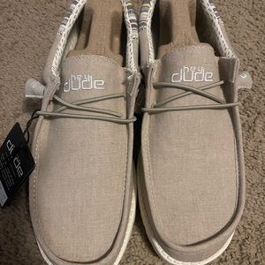 NWT Mens Hey Dude Shoes